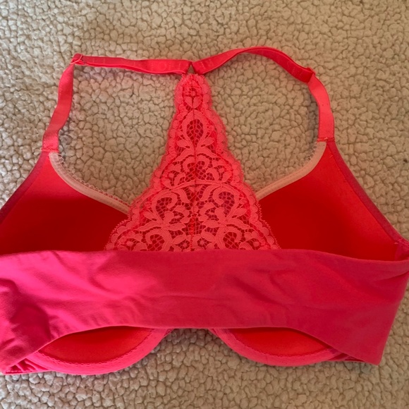 Victoria's Secret Lined Demi Lace Racer Back Bra - Picture 2 of 3
